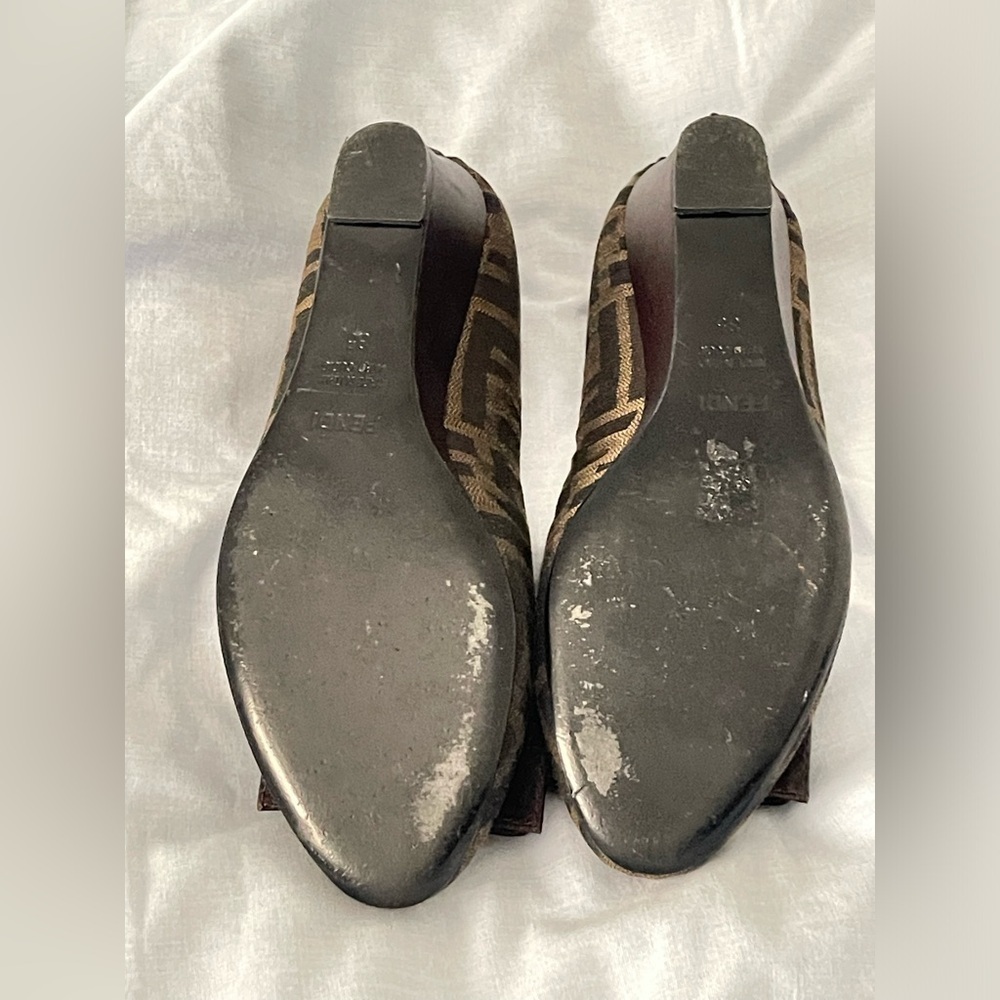 Real FENDI zucca wedges in size 35 brown bow - Picture 14 of 14